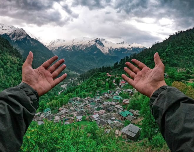 Kasol Kheerganga Trek from Delhi Image