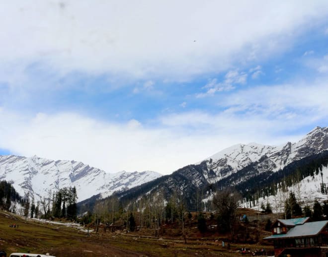 Manali and Solang Valley Tour from Delhi Image