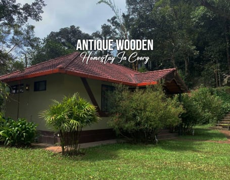 Antique Wooden Homestay In Coorg
