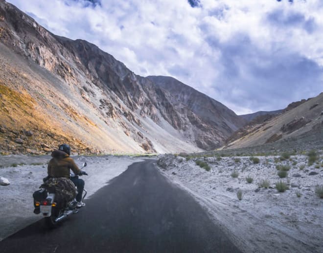 Delhi to Manali Leh Srinagar Bike Trip 2026 Image